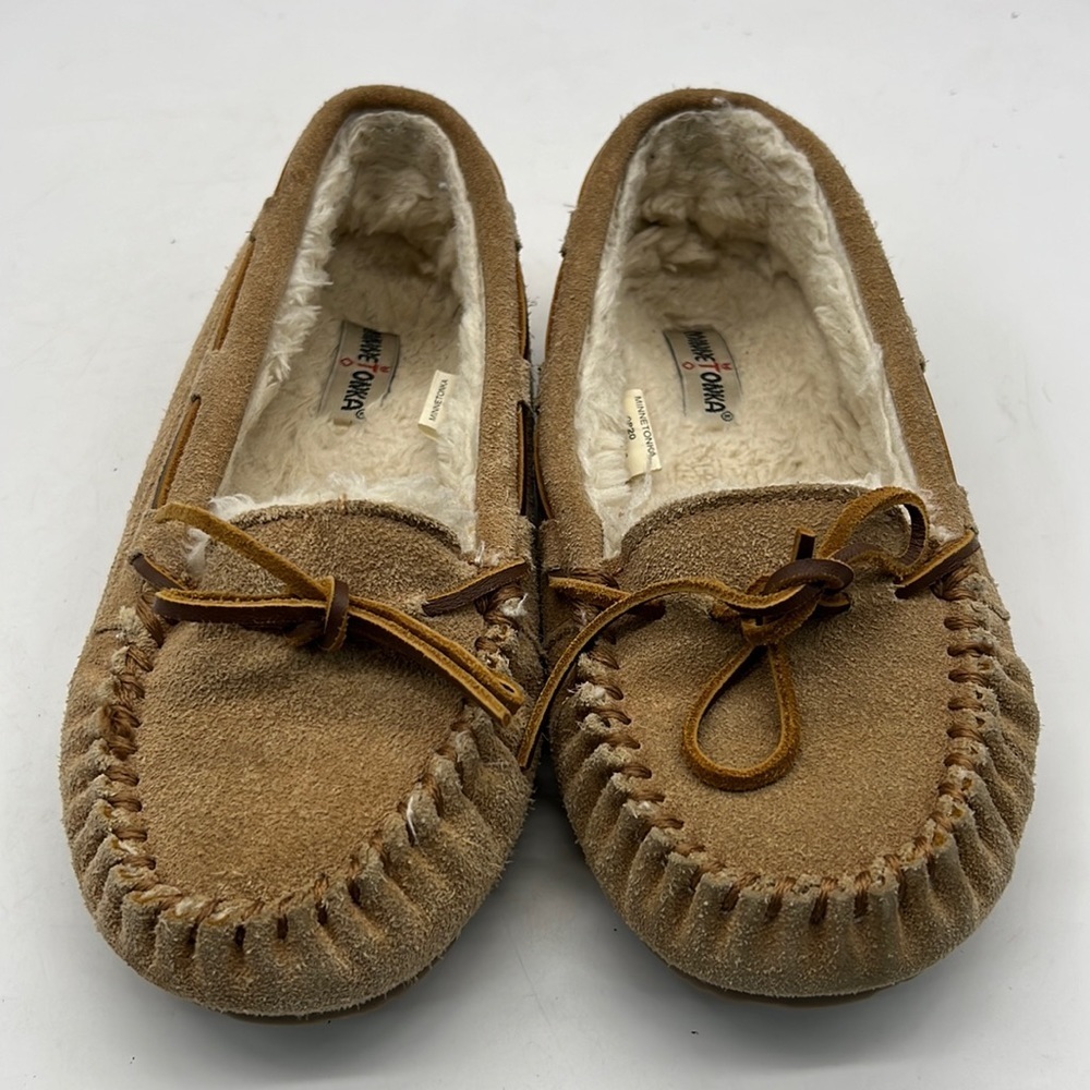 Minnetonka Camel Color Childs Moccasins size 3